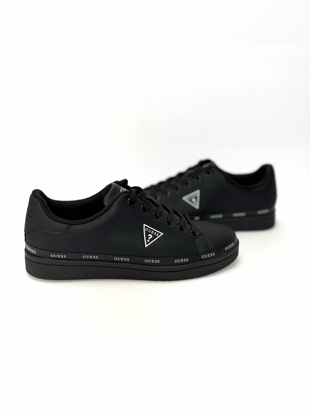 GUESS Black Men's Signature Logo Sneakers